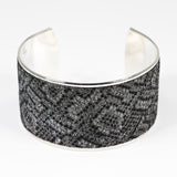 Bracelet en Cuir Gris et Noir Effet Serpent