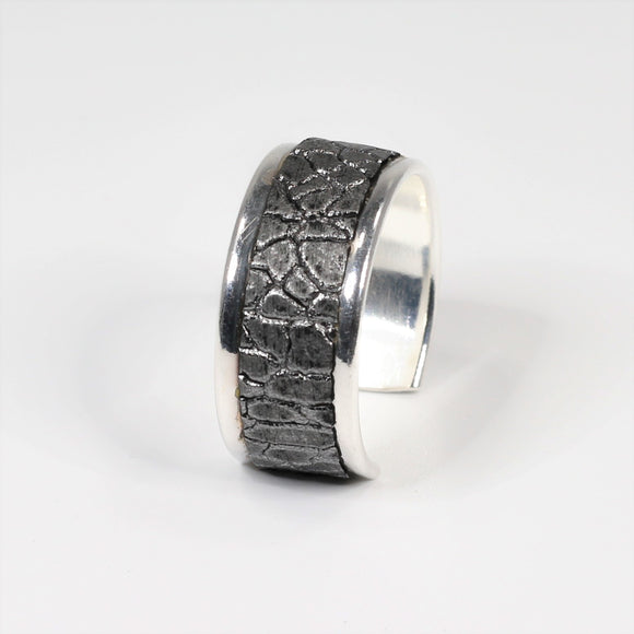 Bague en Cuir Gris Métal